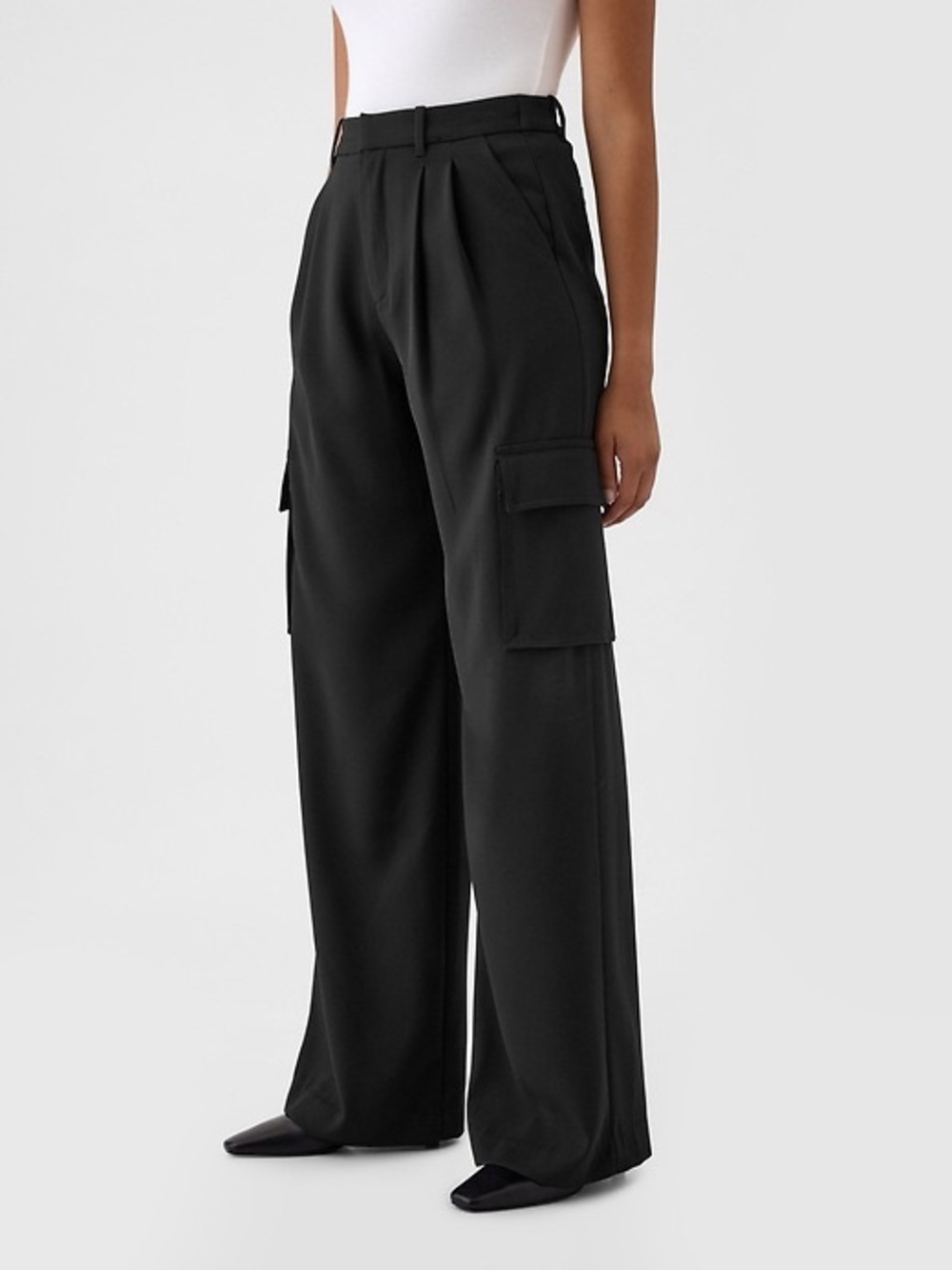 Gap 365 High Rise Cargo Pleated Trousers Black / Size 4